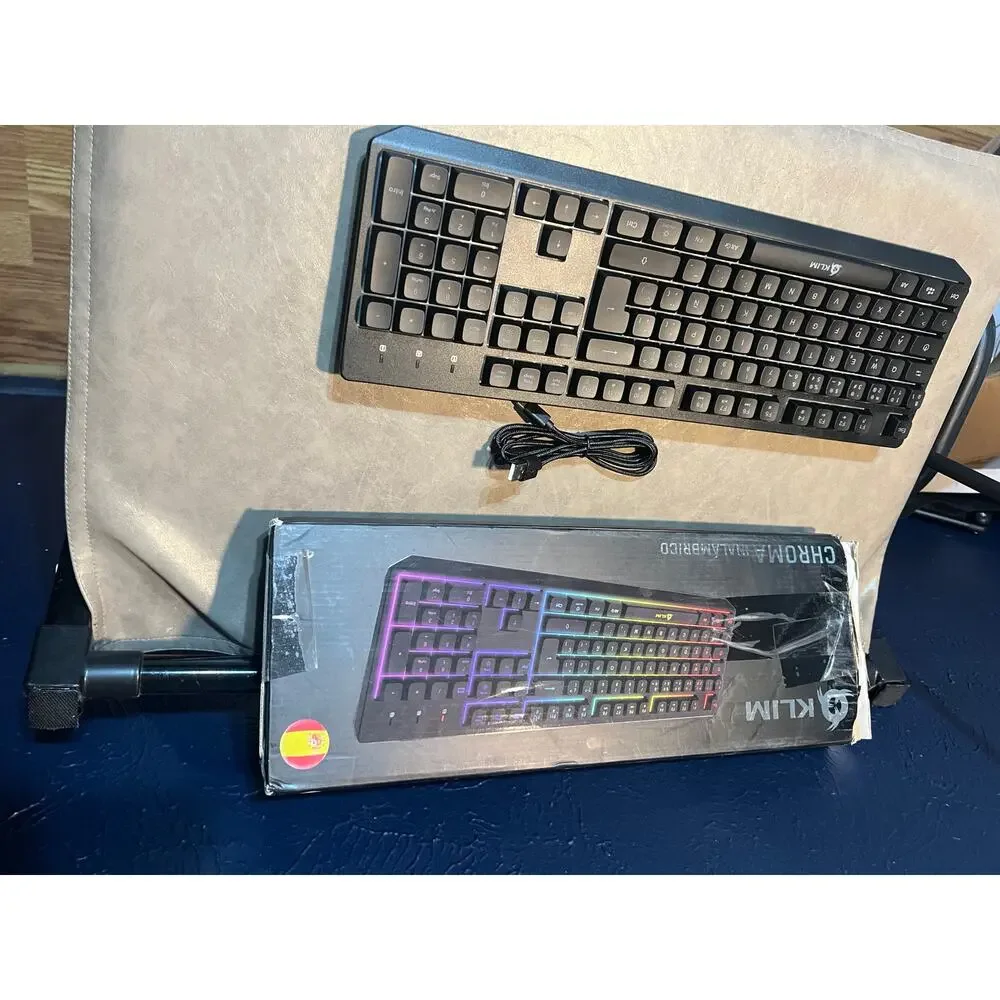 KLIM Chroma Wireless Spanish (España) Keyboard, RGB Backlit Wireless Keyboard